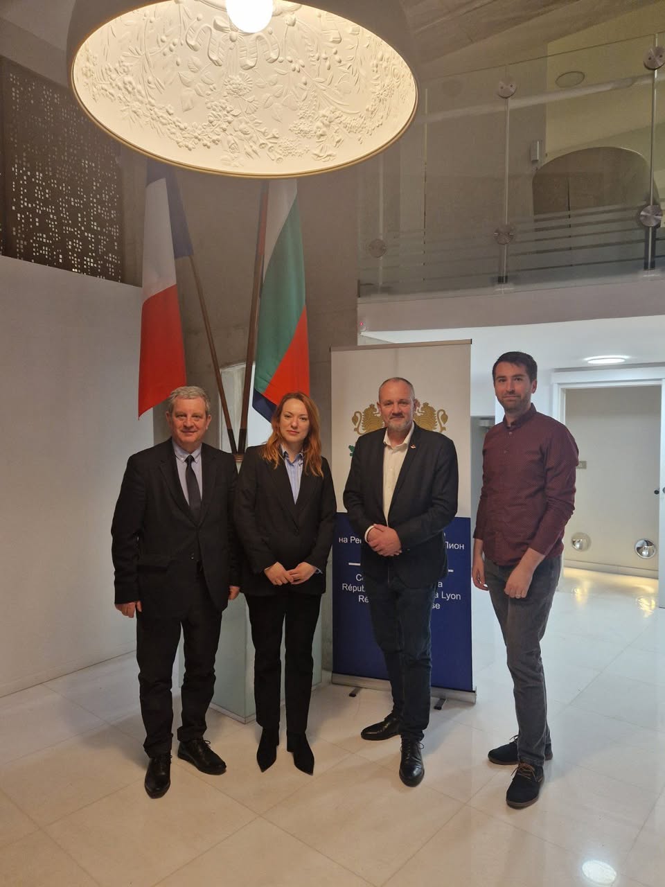 Работна среща в Генералното консулство с председателя на Камарата на професиите и занаятите в Лион